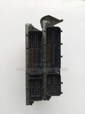Toyota Voxy 2011 Engine Control Unit