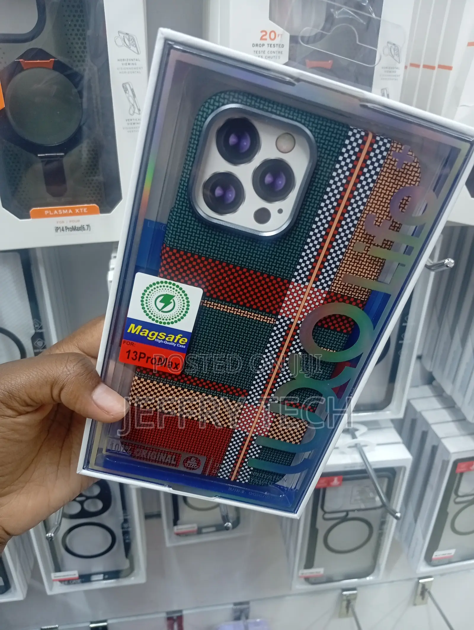 13 Pro Max Luxo Life+ Plaid Phone Case