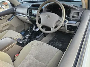 Toyota Land Cruiser Prado 2009 White