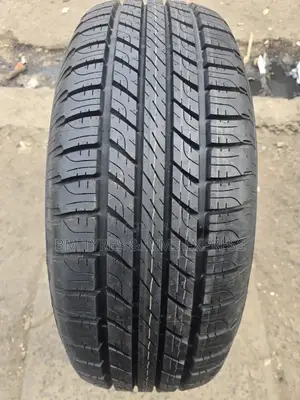 275 /65 R17 Goodyear Tires (Germany)