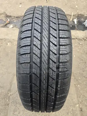 275 /65 R17 Goodyear Tires (Germany)