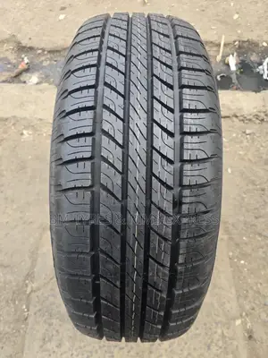 275 /65 R17 Goodyear Tires (Germany)