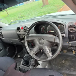Isuzu D-MAX 2010 White