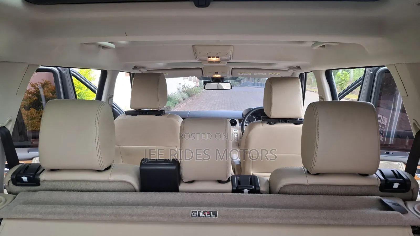 Land Rover Discovery 2013 Gray