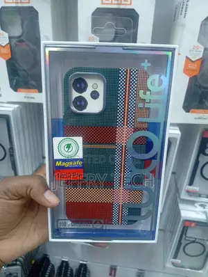 iPhone 12 Pro Max Luxo Life+ Case With a Multicolor Tartan Pattern
