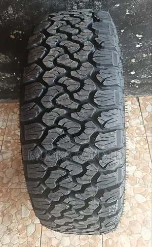 285/70r17 Powertrac Tyre a/T