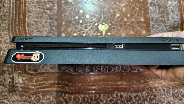 Playstation 4 Slim 500gb
