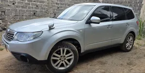 Subaru Forester 2011 Silver
