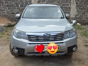 Subaru Forester 2011 Silver