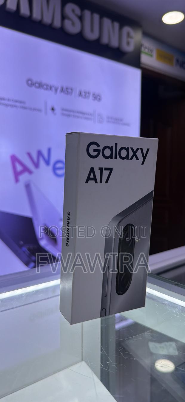 New Samsung Galaxy A17 128 GB Black - thumbnail 2