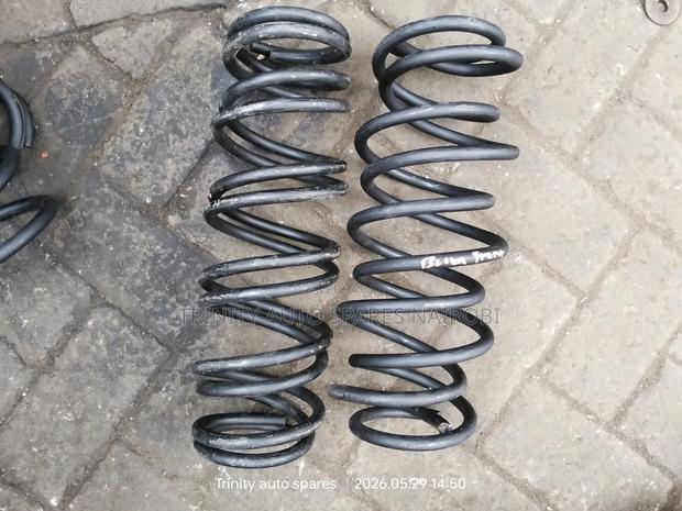 Original Ex Japan Toyota Ractis New Model Heavy Duty Coil Springs