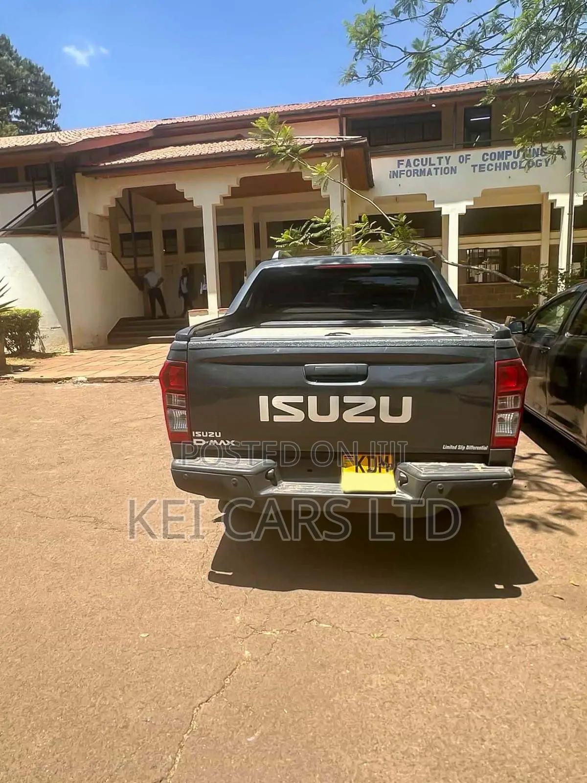 Isuzu D-MAX 2023 Gray