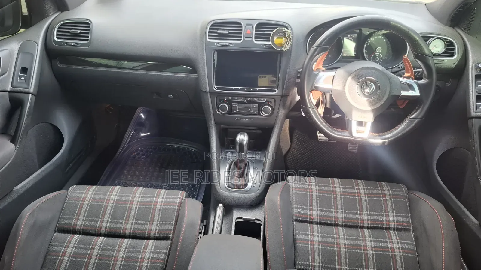 Volkswagen Golf 2012 White