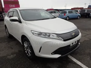 Toyota Harrier 2.0 2019  White 