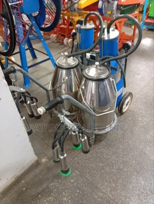 Milano Double Backet Milking Machine