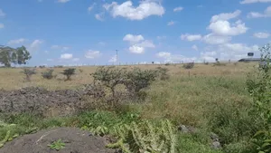 Premium Isinya Plains Opp Kenchic Isinya