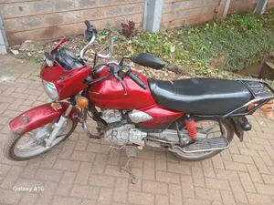 TVS HLX Plus ES 2022 Red