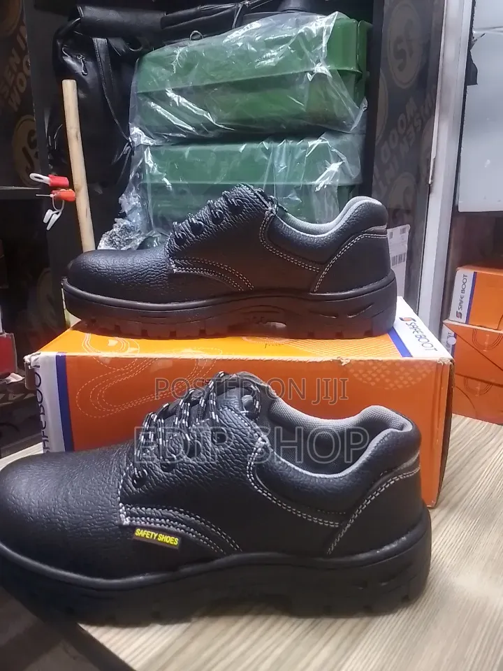 Low Cut Safety Boots