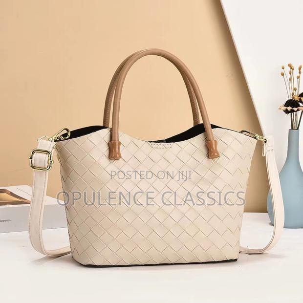 Ladies' Handbags - thumbnail 10