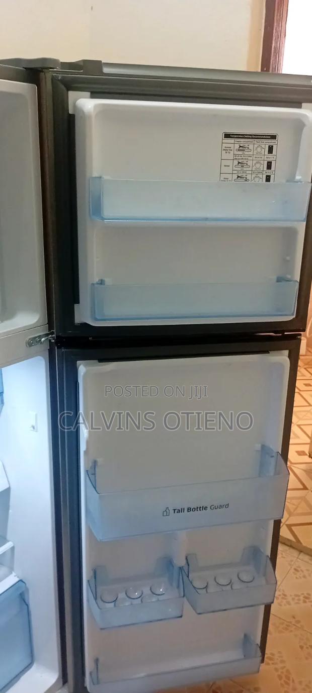 Samsung Fridge - thumbnail 5