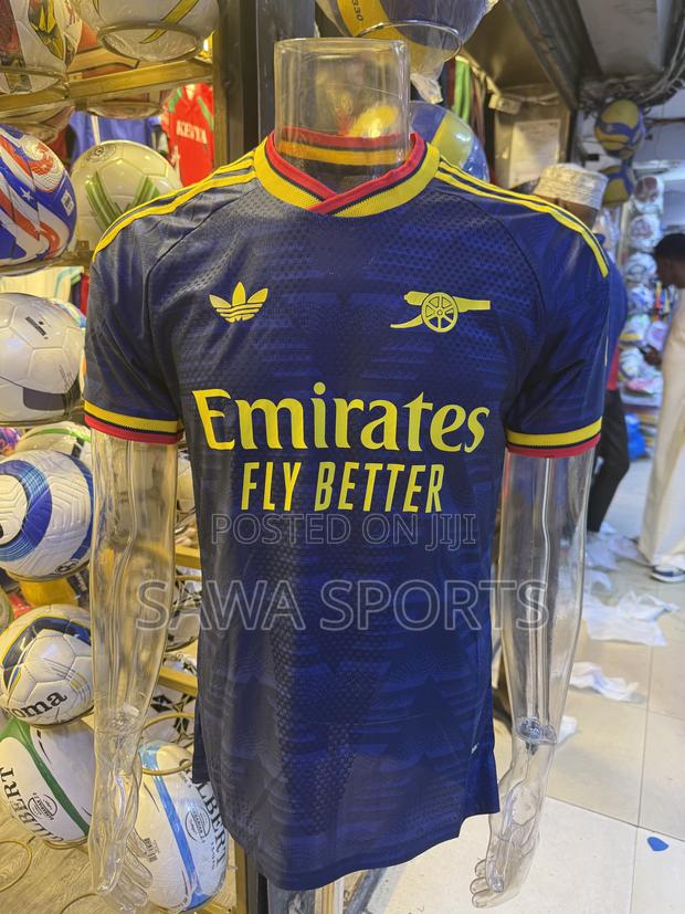 New Arsenal 26/27 Away Jersey – Player Version