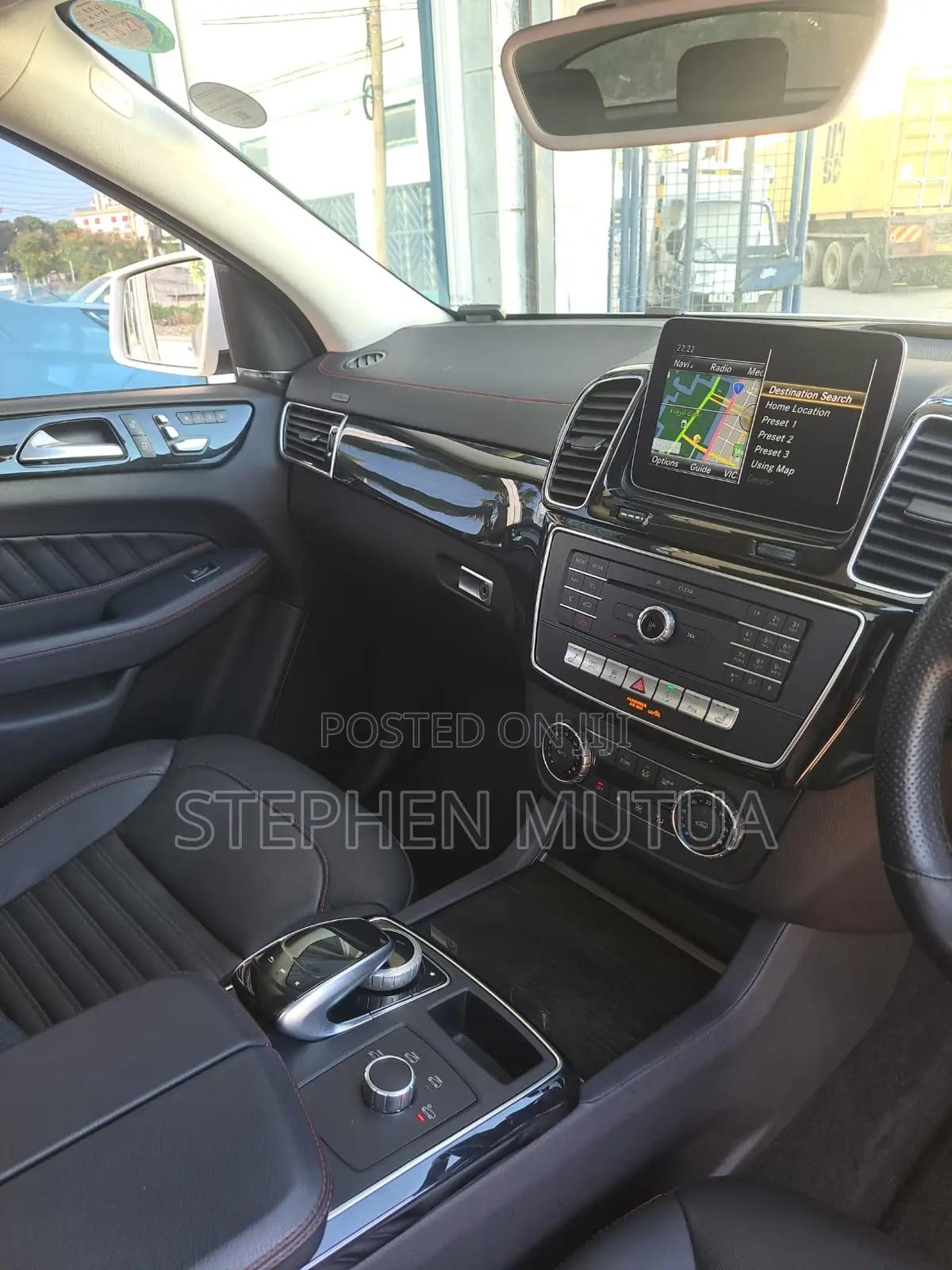 Mercedes-Benz GLE-Class GLE 300d 4MATIC 2019 White