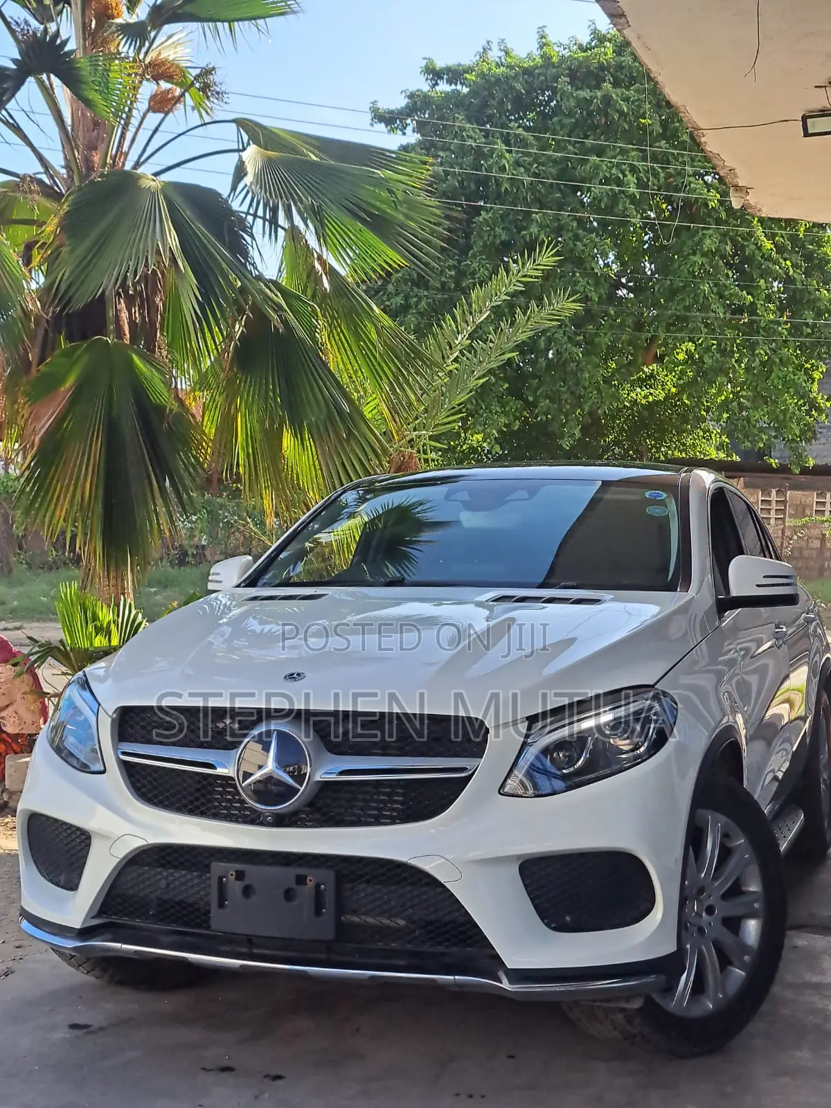 Mercedes-Benz GLE-Class GLE 300d 4MATIC 2019 White