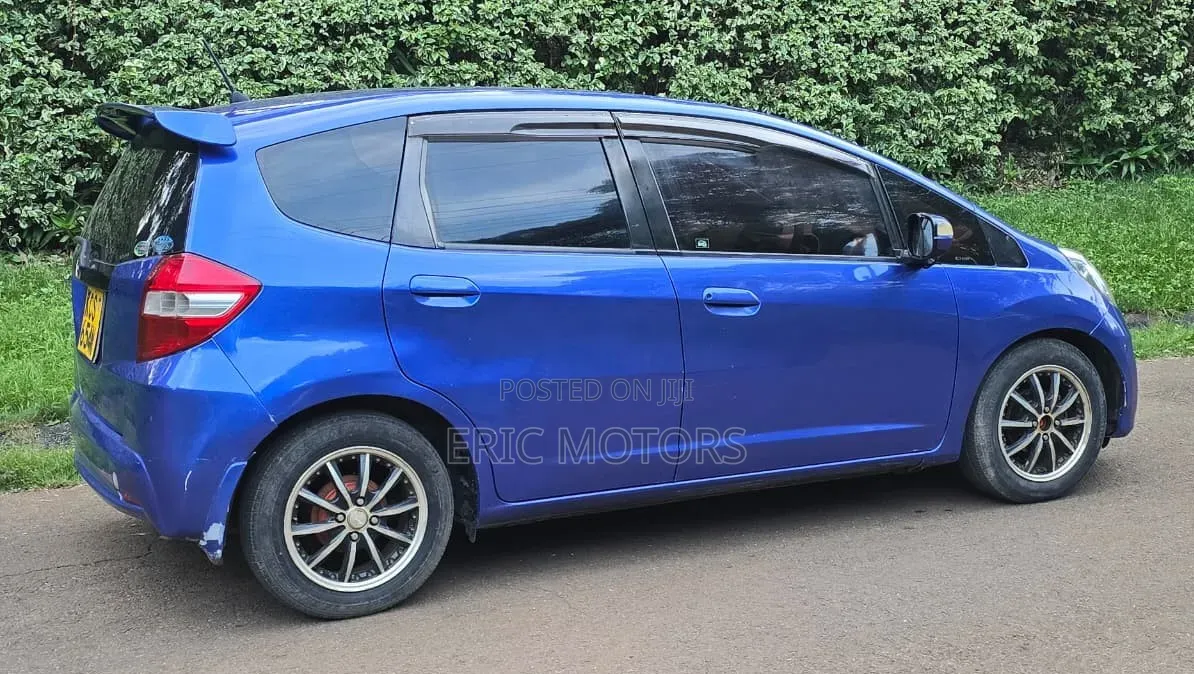 Honda Fit 2011 Blue