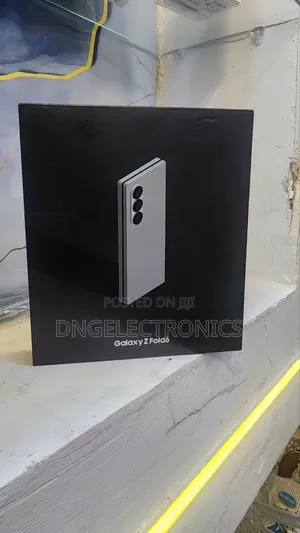 New Samsung Galaxy Z Fold6 256 GB Silver