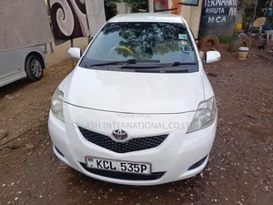 Toyota Belta 2010 White