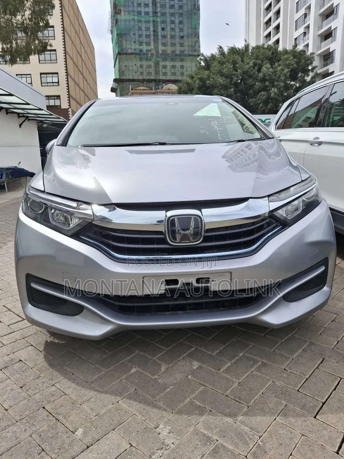 Honda Fit Shuttle 1.5 Hybrid 2WD 2019 Silver