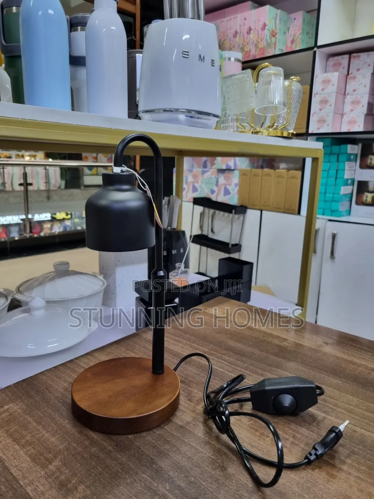 Electric Candle Warmer With A Wooden Base