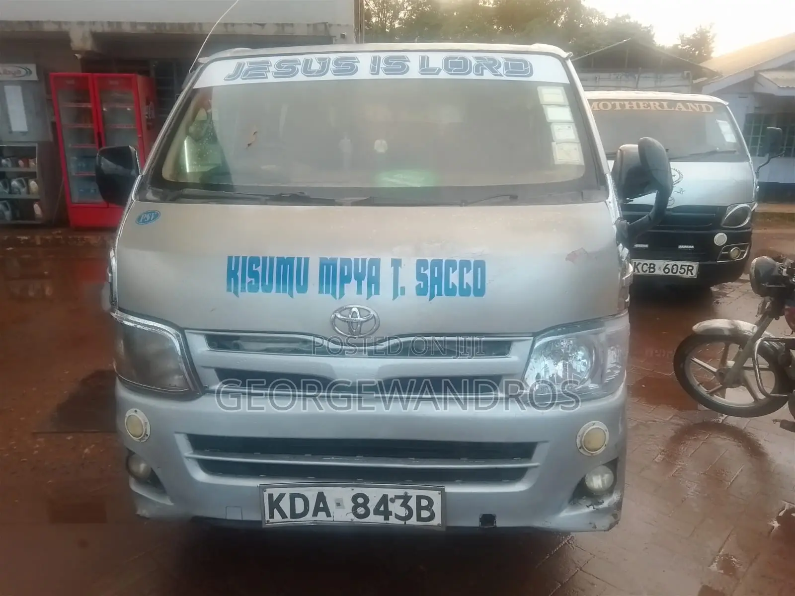 Toyota HiAce 2013 Grey