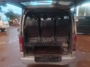 Toyota HiAce 2013 Grey