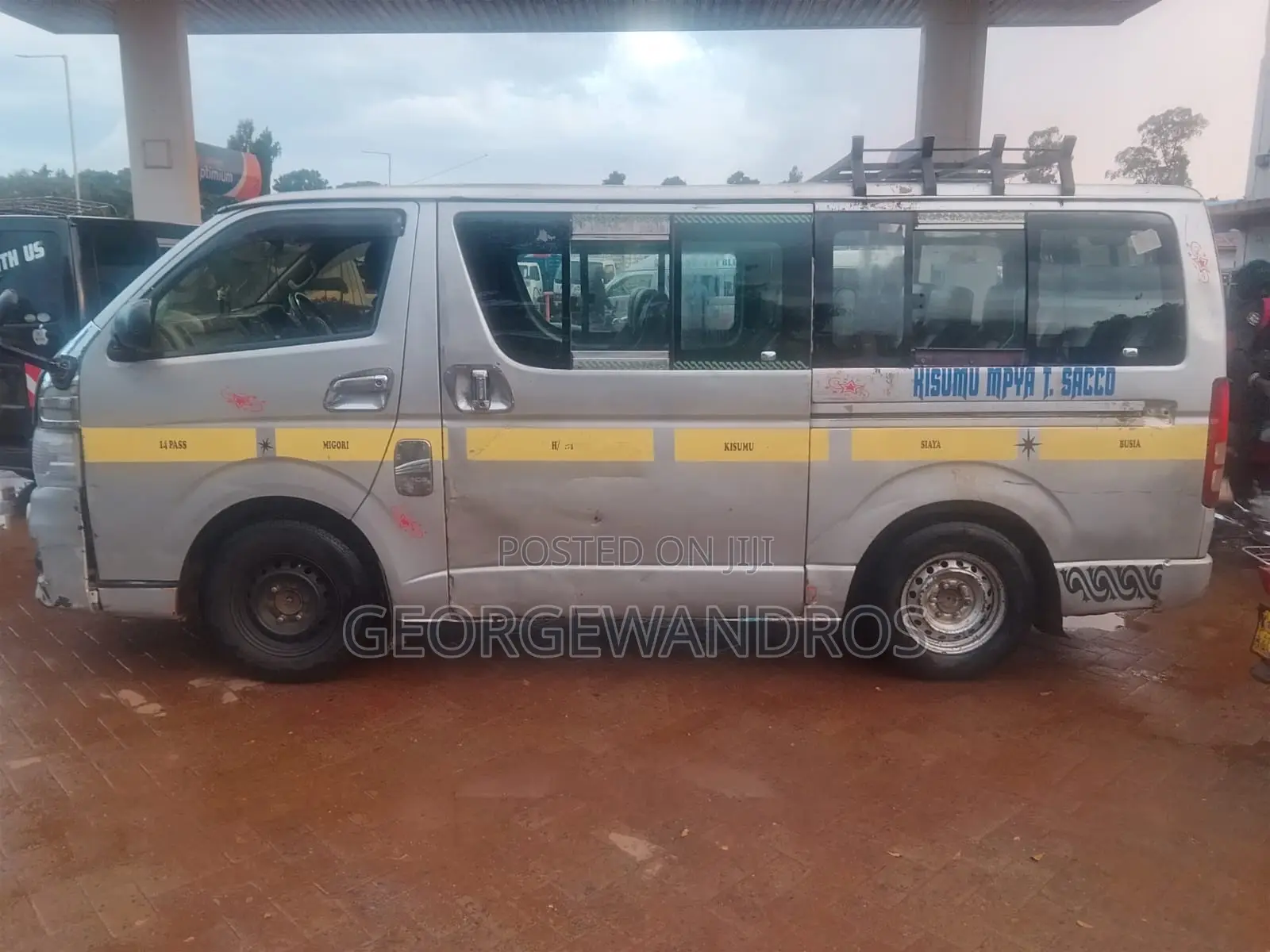 Toyota HiAce 2013 Grey