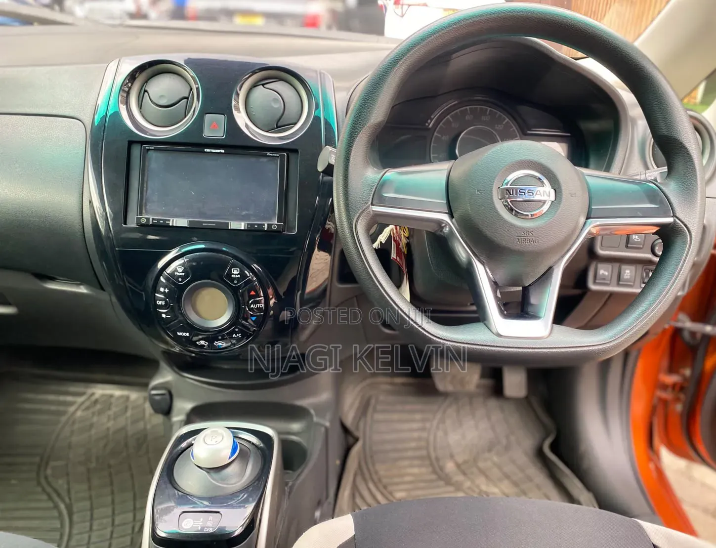 Nissan Note 2018 Orange