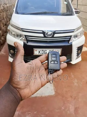 Toyota Noah Key Replacement