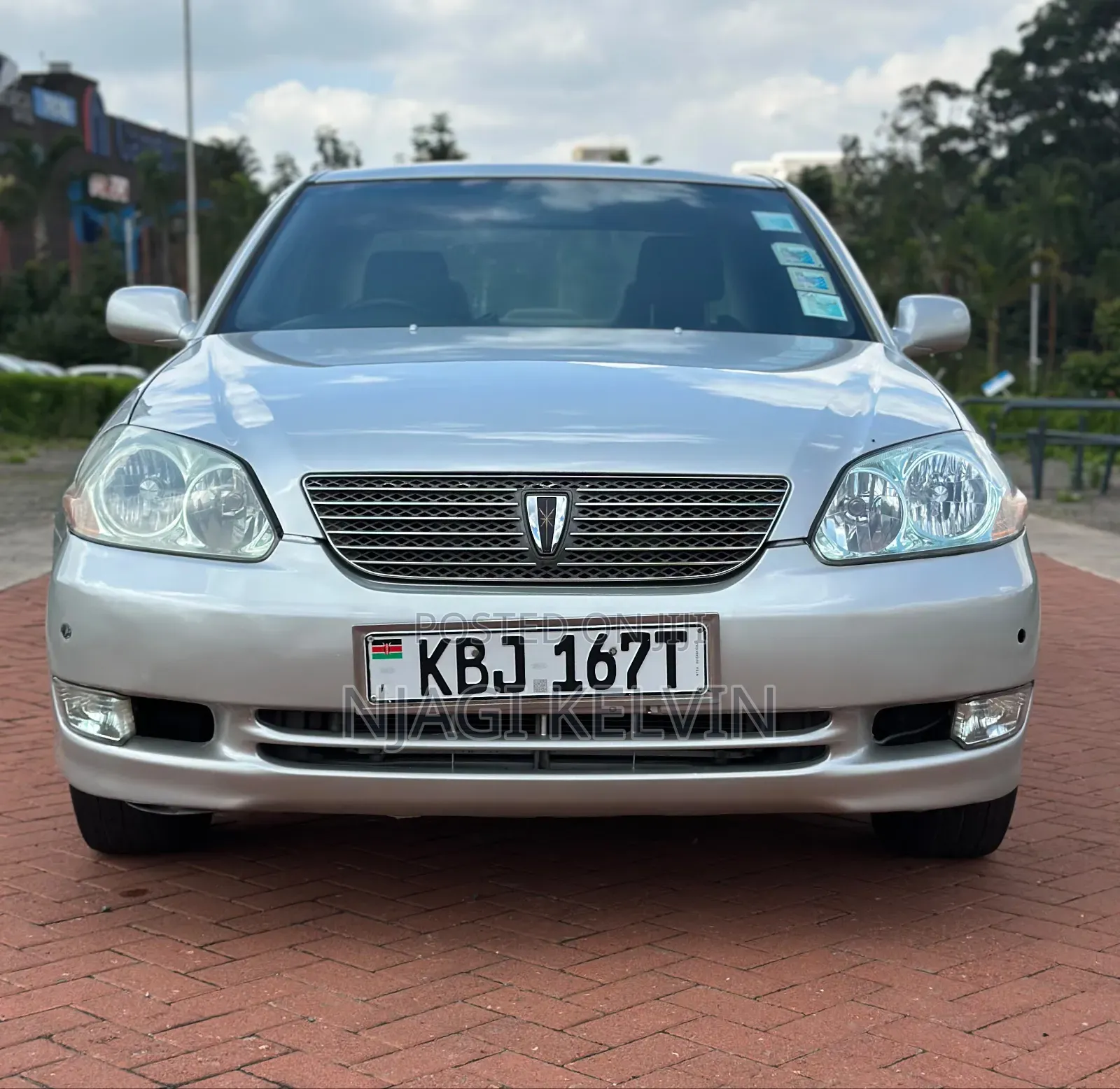 Toyota Mark II 2004 Silver