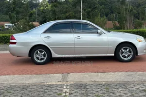 Toyota Mark II 2004 Silver
