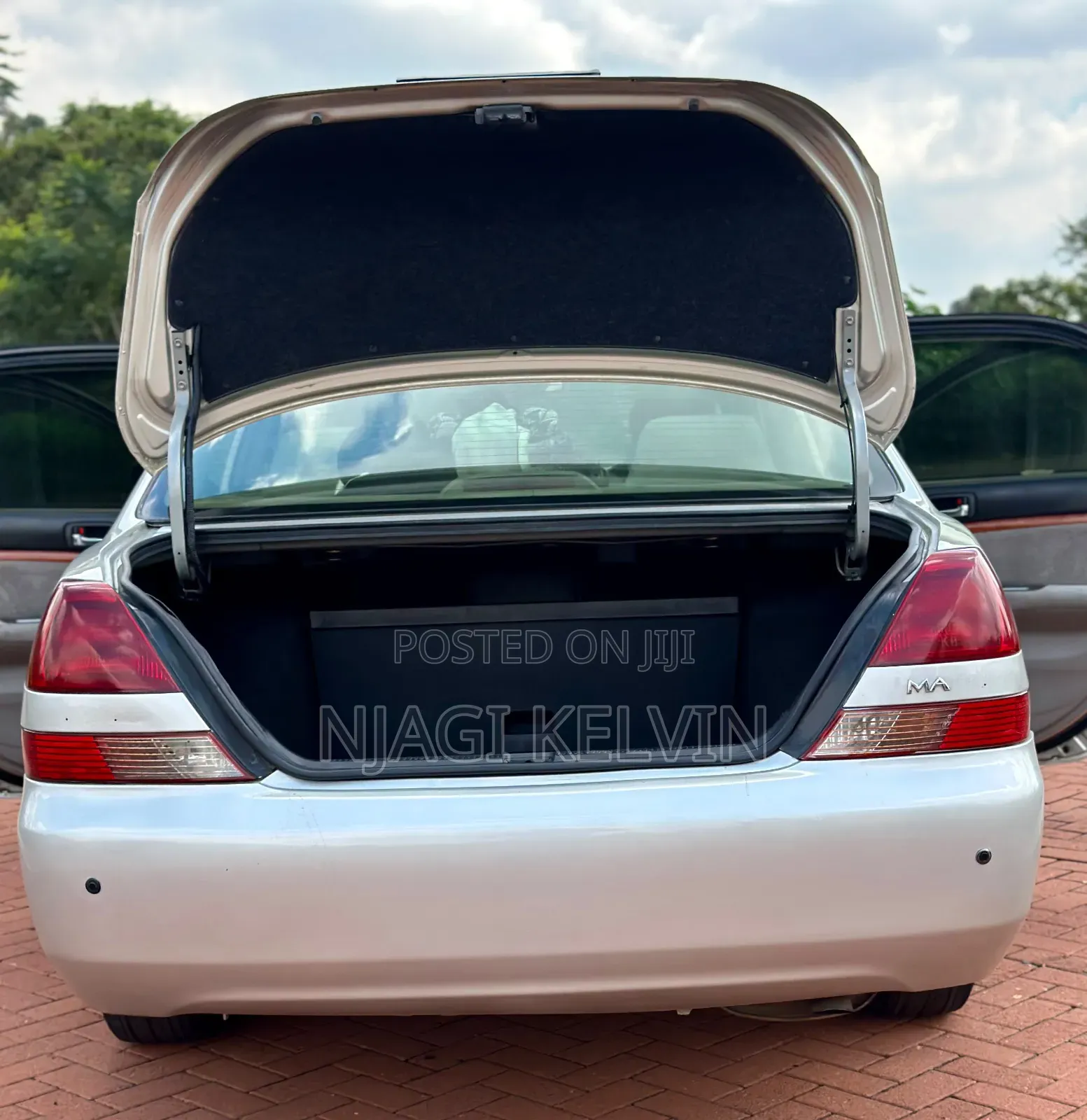 Toyota Mark II 2004 Silver