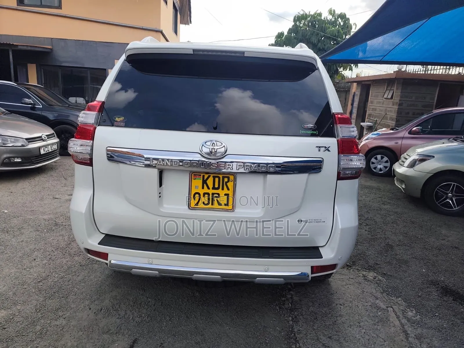 Toyota Land Cruiser Prado 2.8 2017 White