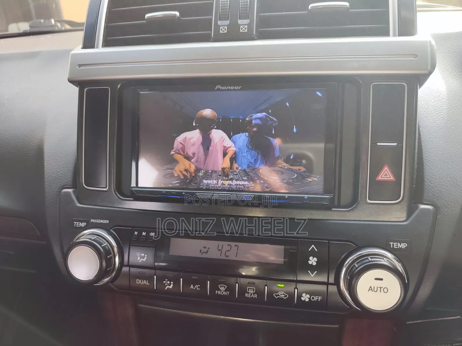 Toyota Land Cruiser Prado 2.8 2017 White