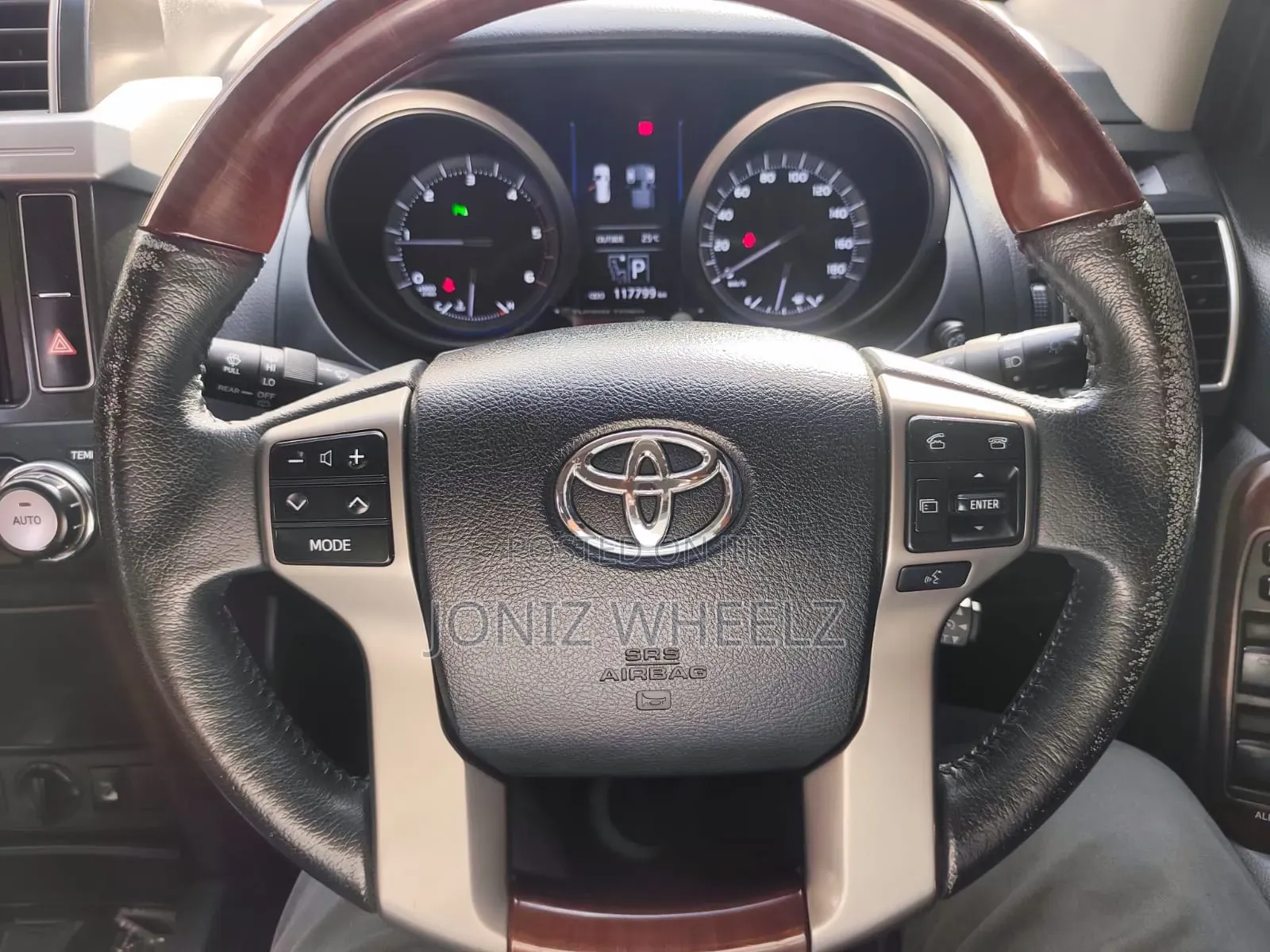 Toyota Land Cruiser Prado 2.8 2017 White