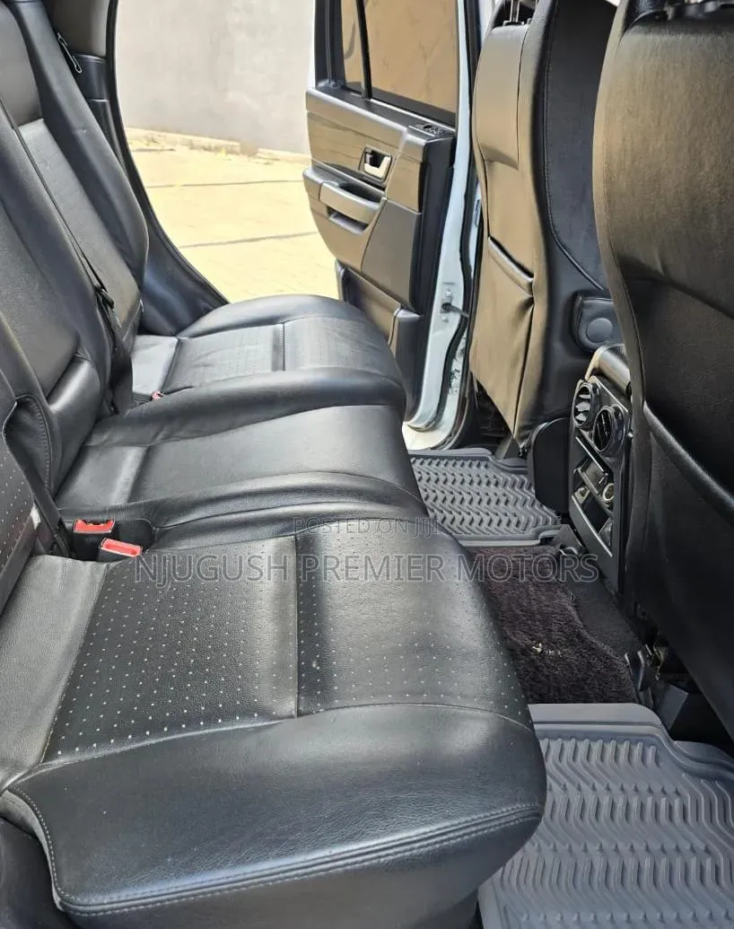 Land Rover Range Rover Sport 2024 White