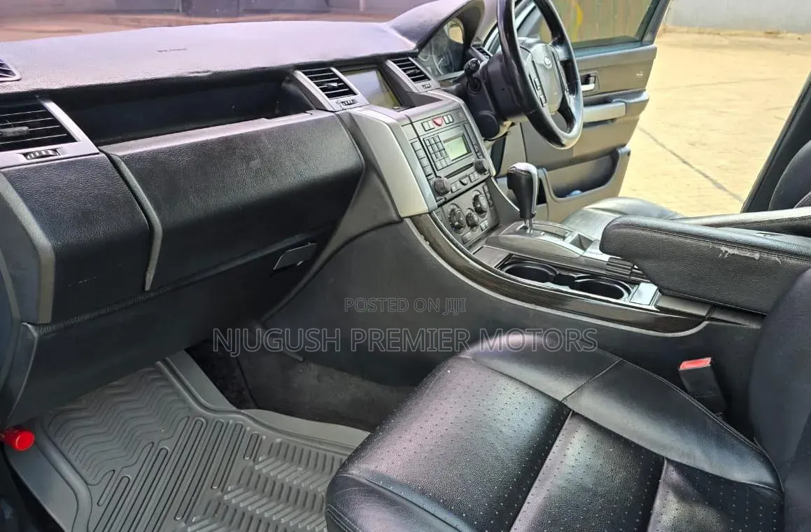 Land Rover Range Rover Sport 2024 White