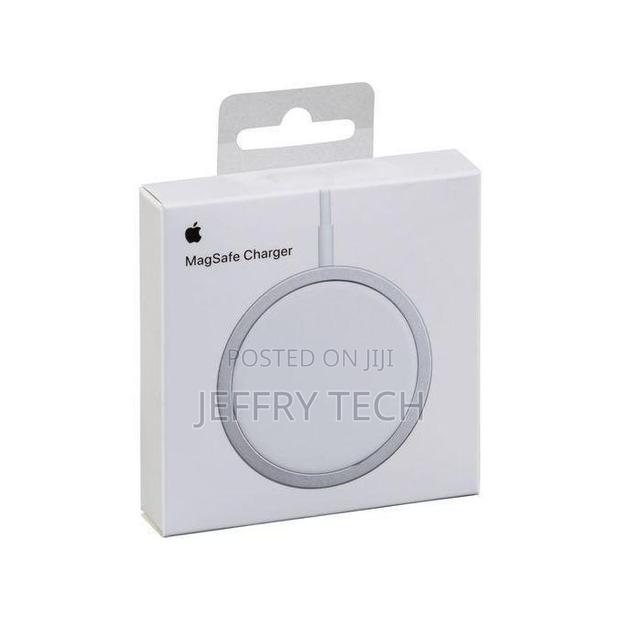 Magsafe Wireless iPhone Charger - White - main view