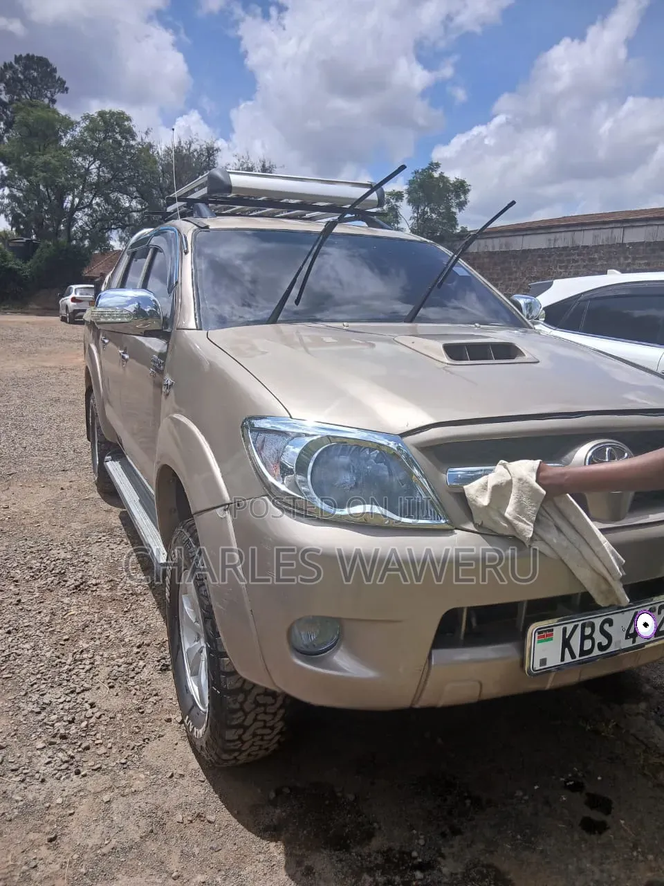 Toyota Hilux 2009 Gold