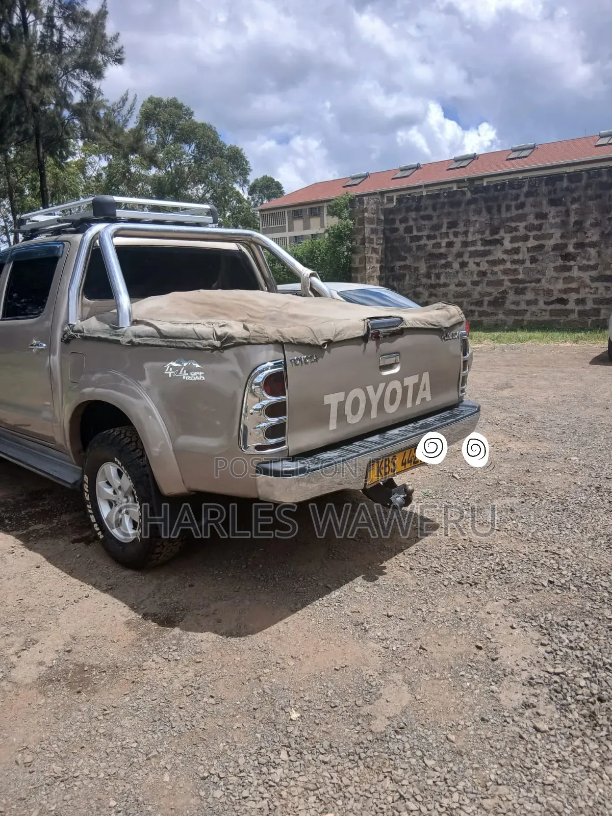 Toyota Hilux 2009 Gold