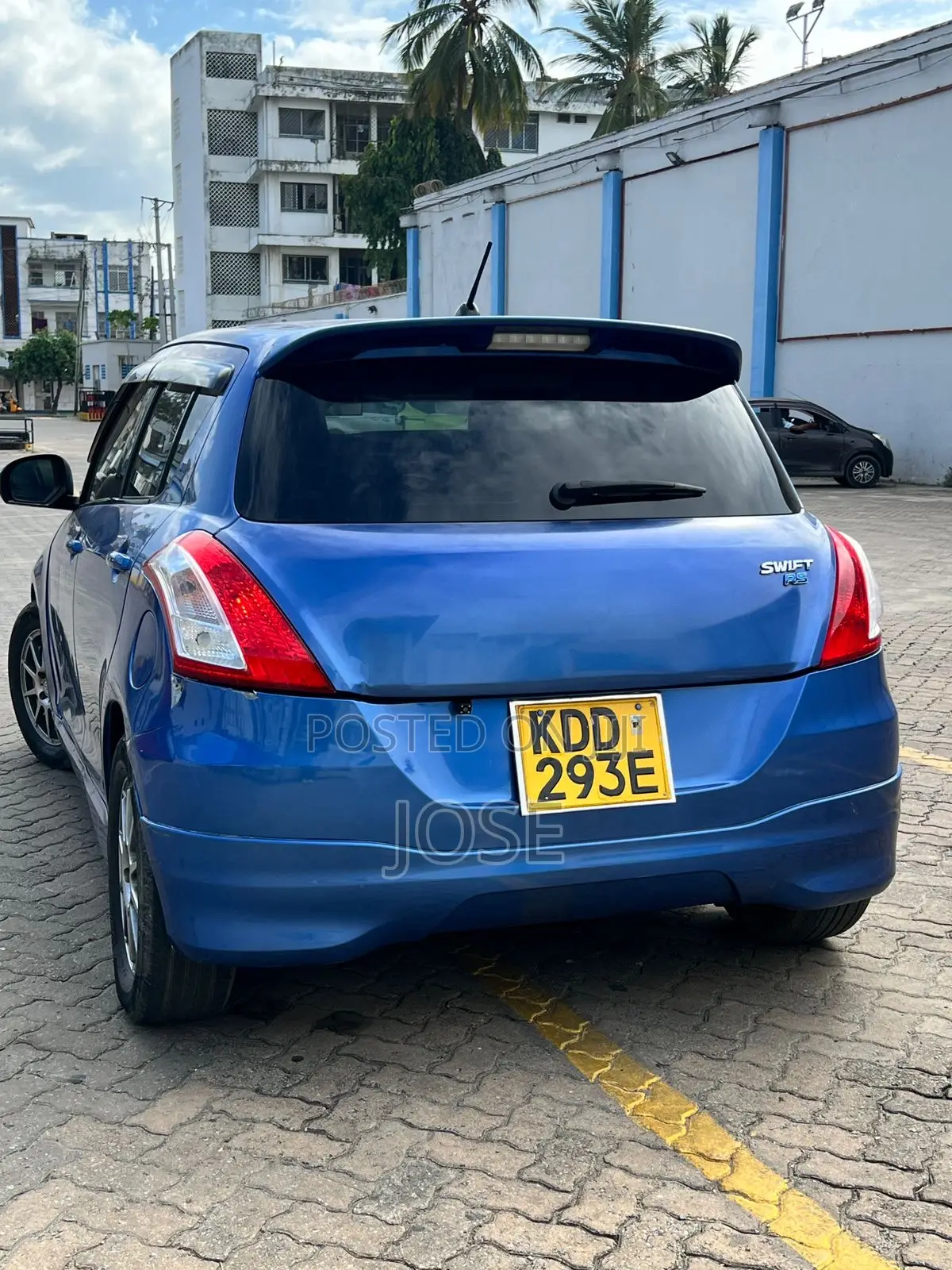 Suzuki Swift 2015 Blue