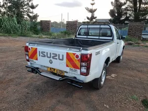 Isuzu D-MAX 2017 Off white